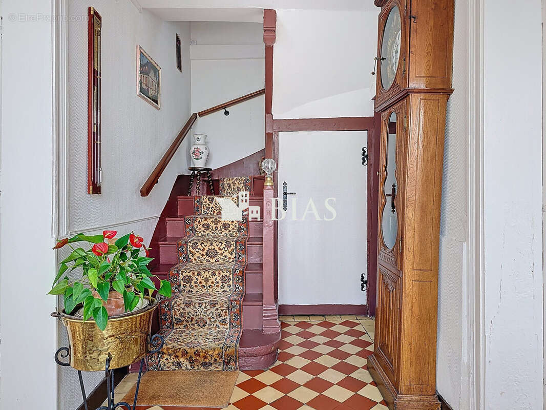 Maison à JUMIEGES
