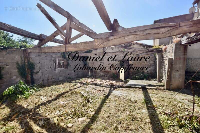 BÂTIMENT à rénover sur terrain A BATIR - photo 7