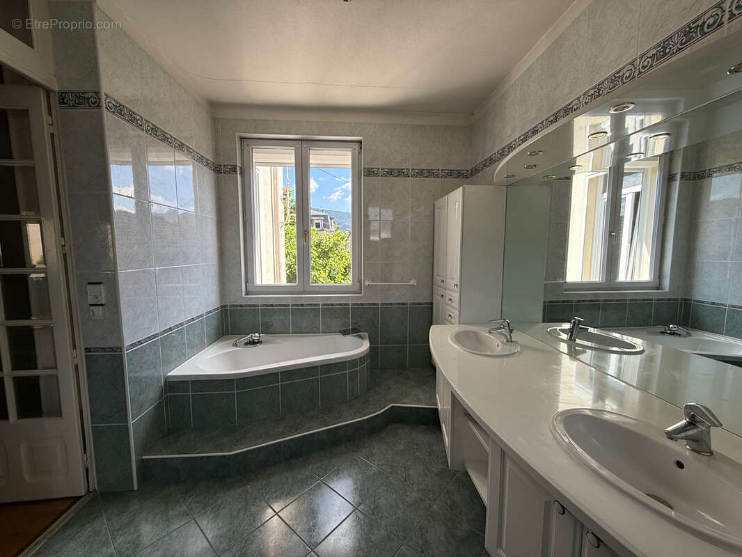 Maison à REMIREMONT