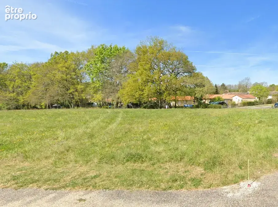 Terrain 704 m² à vendre à Creysse (24100) - photo 2