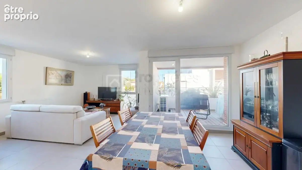 T3 duplex climatisé avec terrasse & 2 stationnements - photo 6