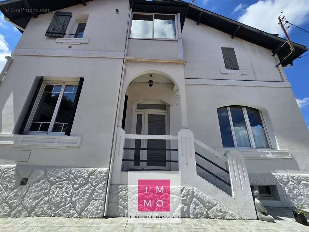 Maison à TARBES