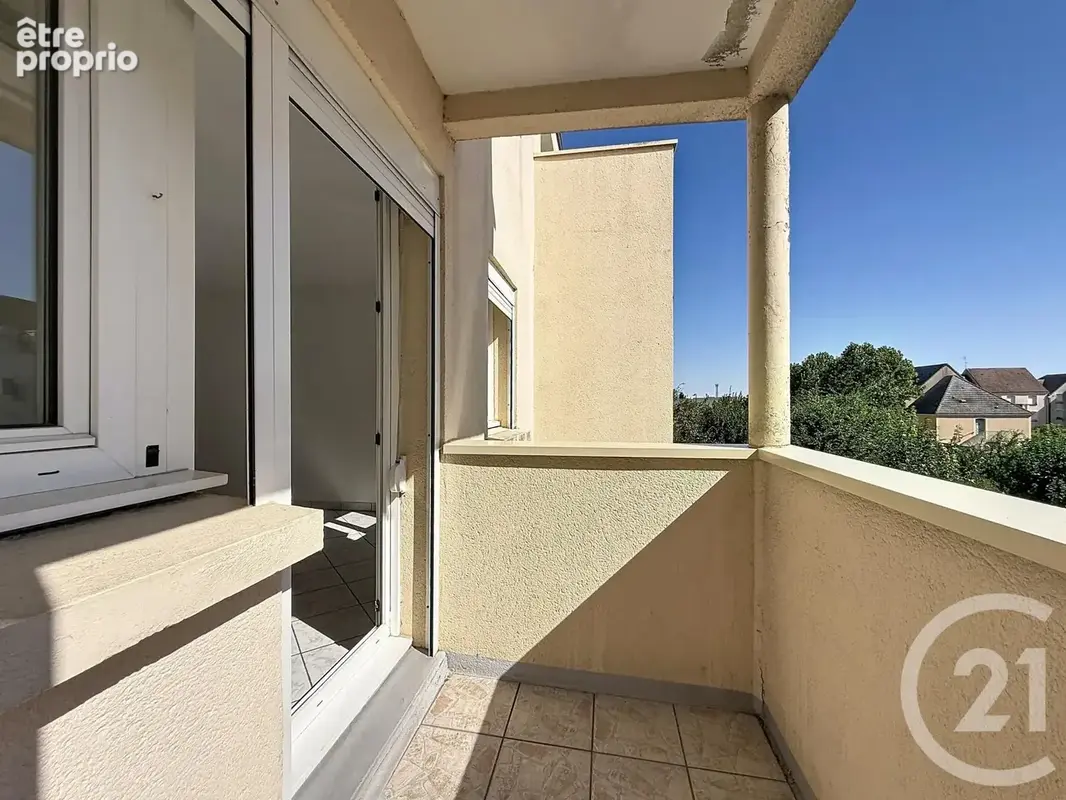 Appartement 4 pièces 74 m² à vendre à Chartres (28000) - photo 4