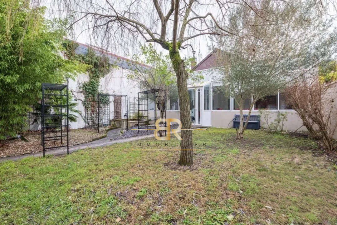 Maison à COLOMBES