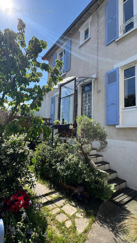 Maison à VILLEMOMBLE