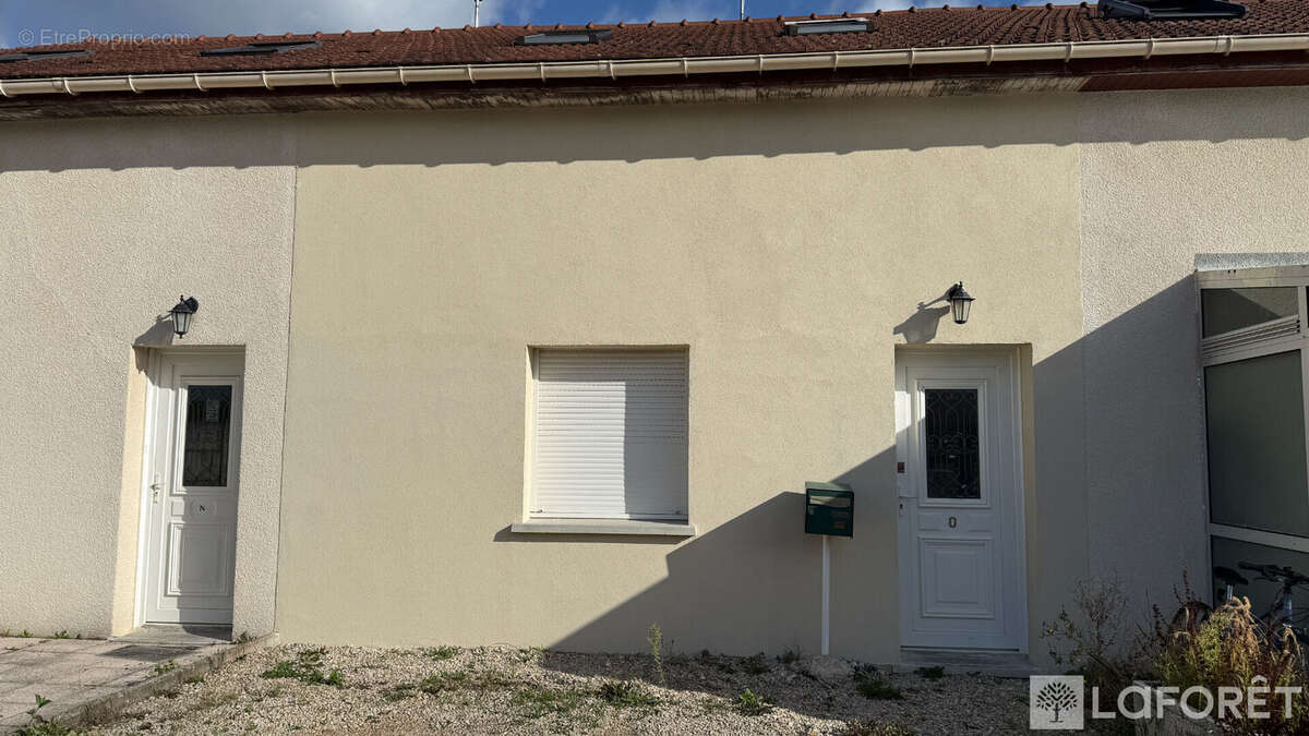 Maison à ROMILLY-SUR-SEINE