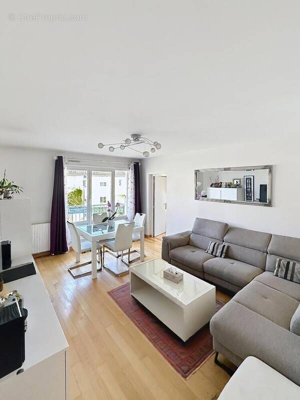 Photo 1 - Appartement à MAGNY-LES-HAMEAUX