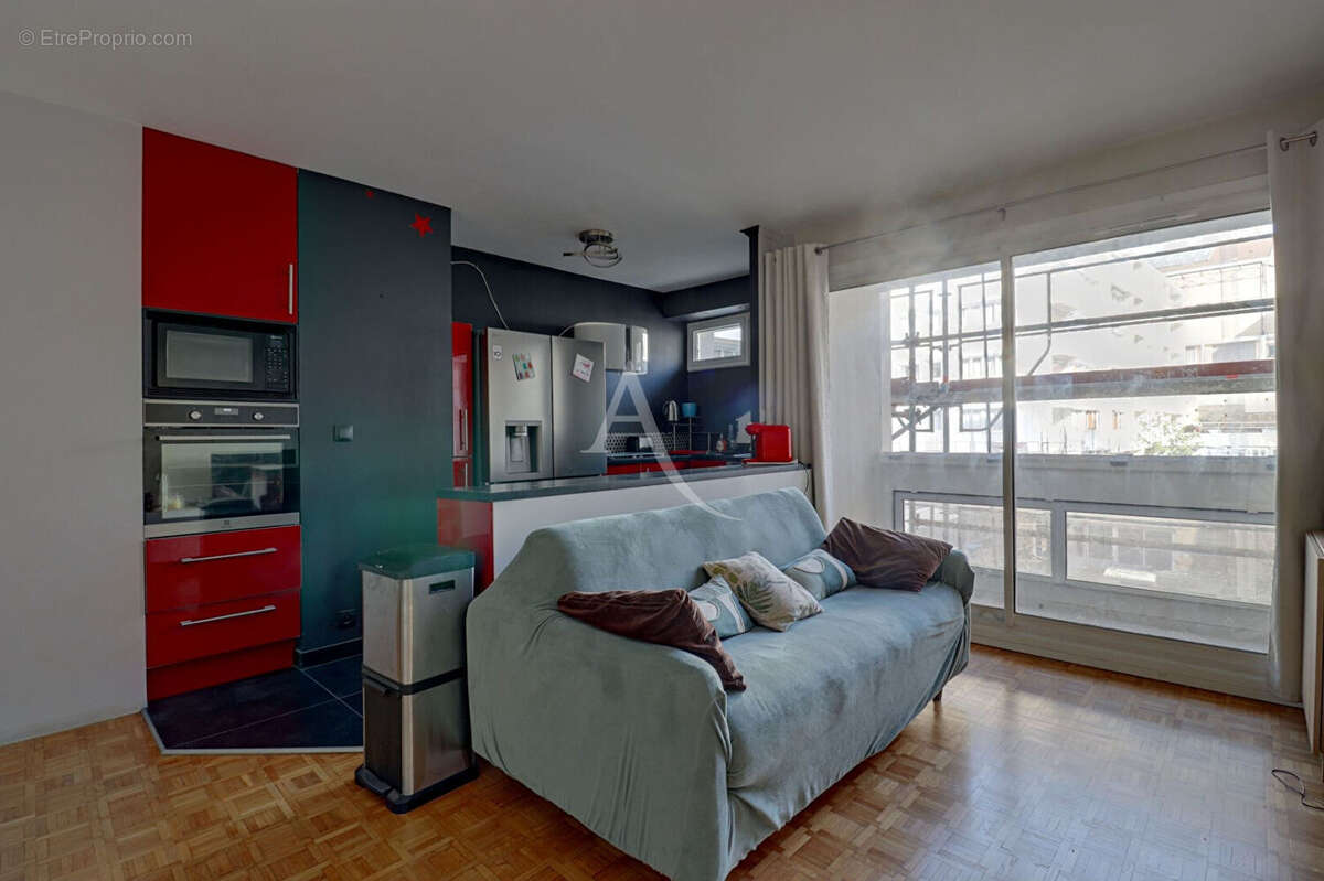 Appartement à PARIS-12E