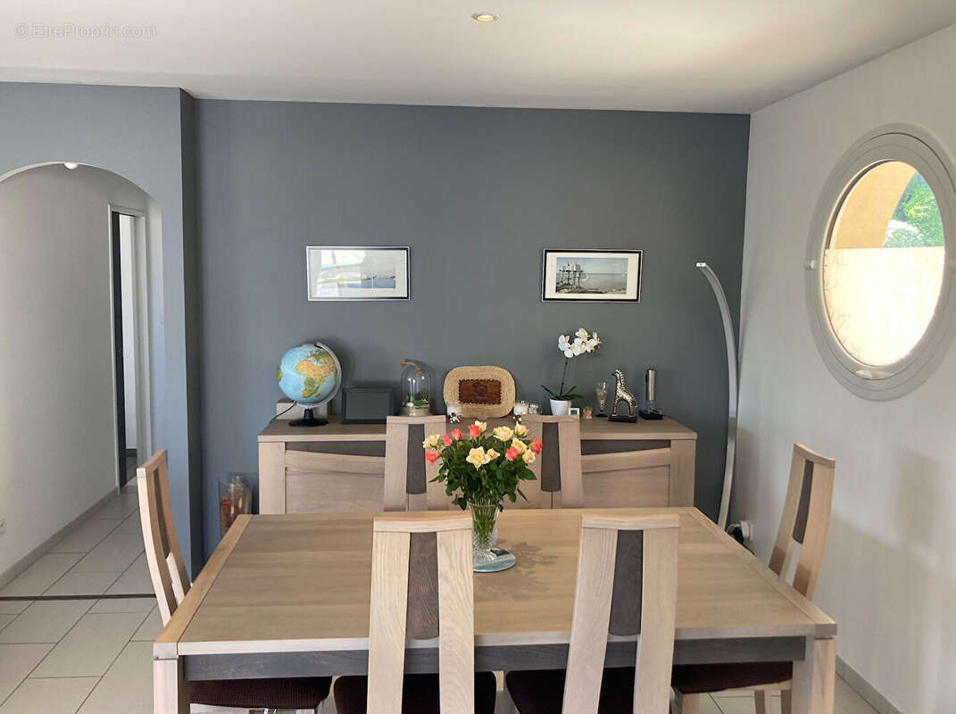 Maison à TONNAY-CHARENTE