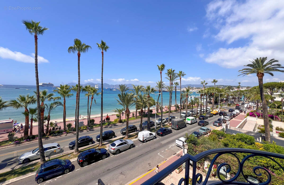Appartement à CANNES