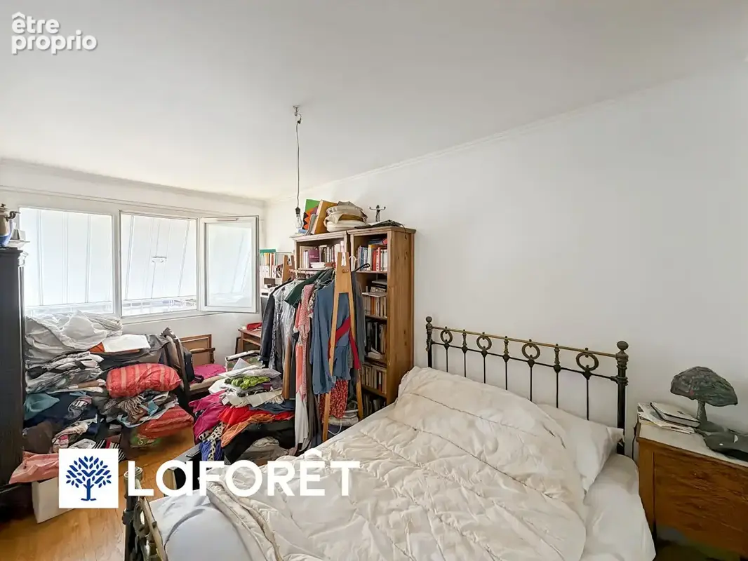 Appartement T4 à vendre à RIS ORANGIS - photo 2