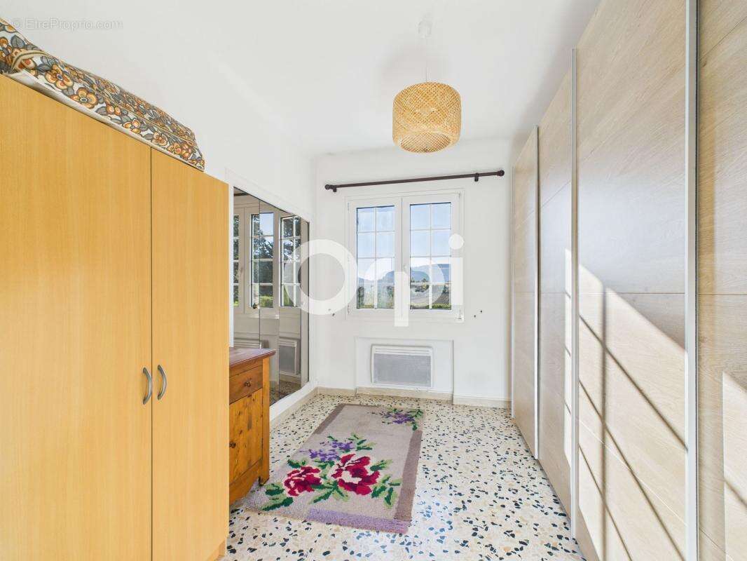 Maison à MANDELIEU-LA-NAPOULE