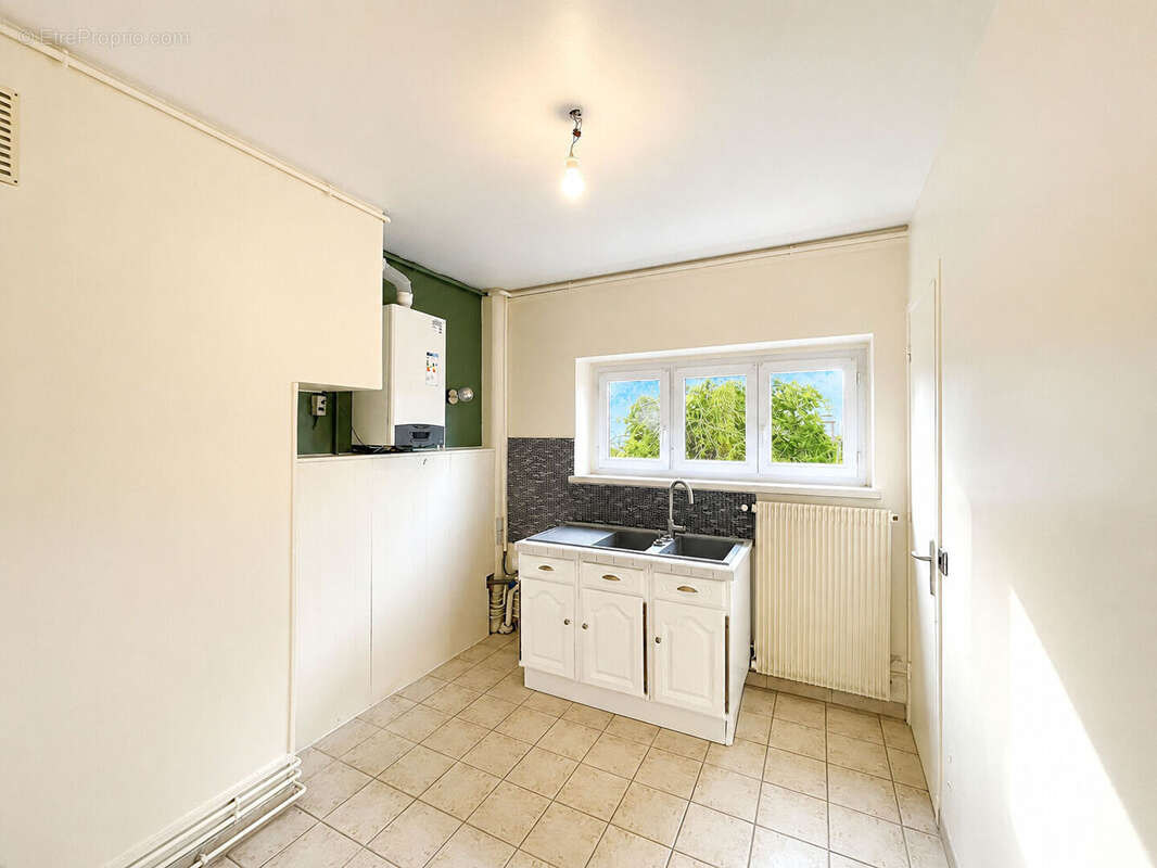 Appartement 3 pièce(s) 66m² - hôtel de ville - photo 2