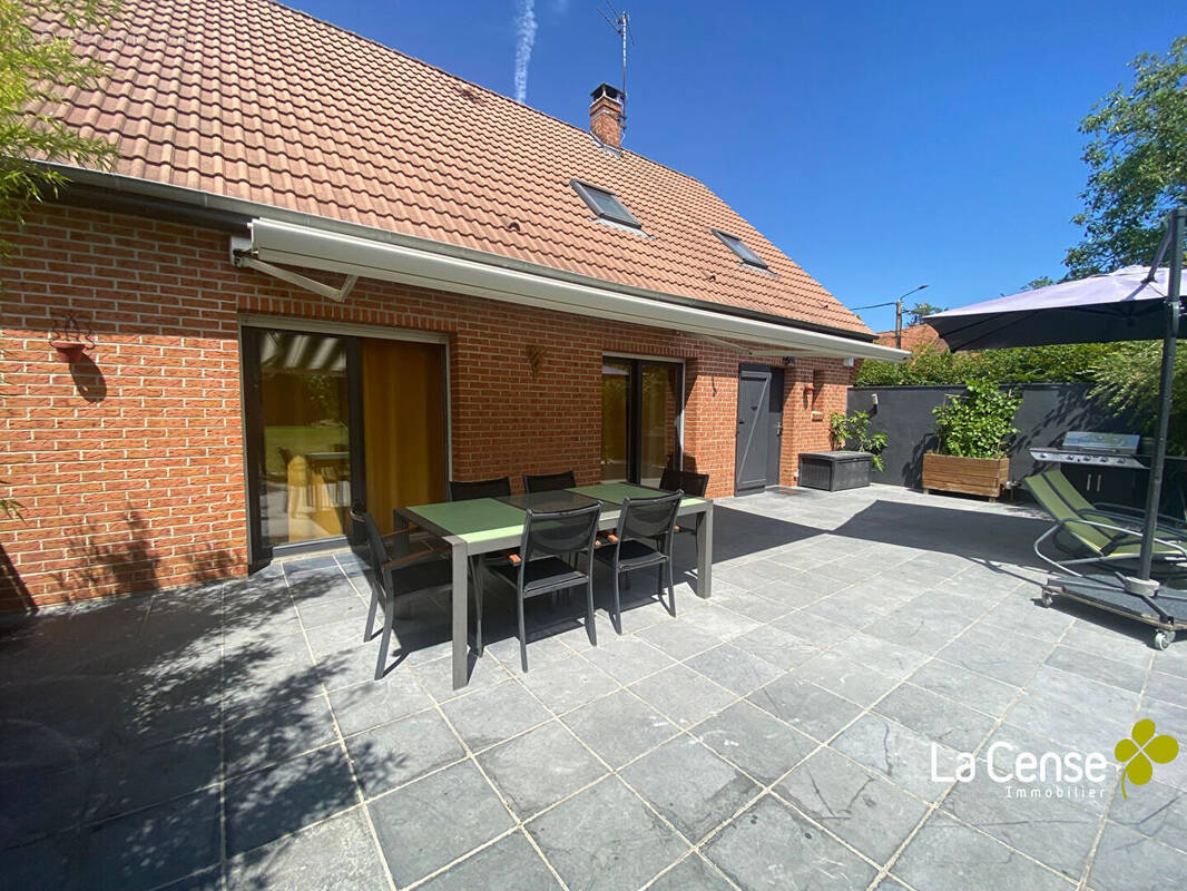 Maison à BOURGHELLES