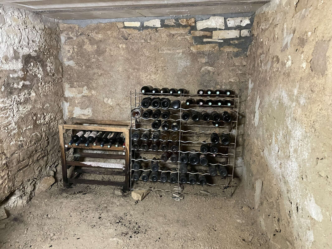 Superbe propriété fortifiée avec deux tours, un sauna et un spa dans la cour, située dans un magnifique villag - photo 19