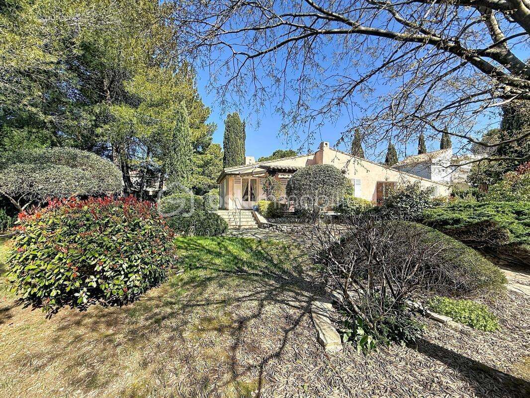 Maison 5 pièces de 134m2 avec piscine et atelier - photo 17