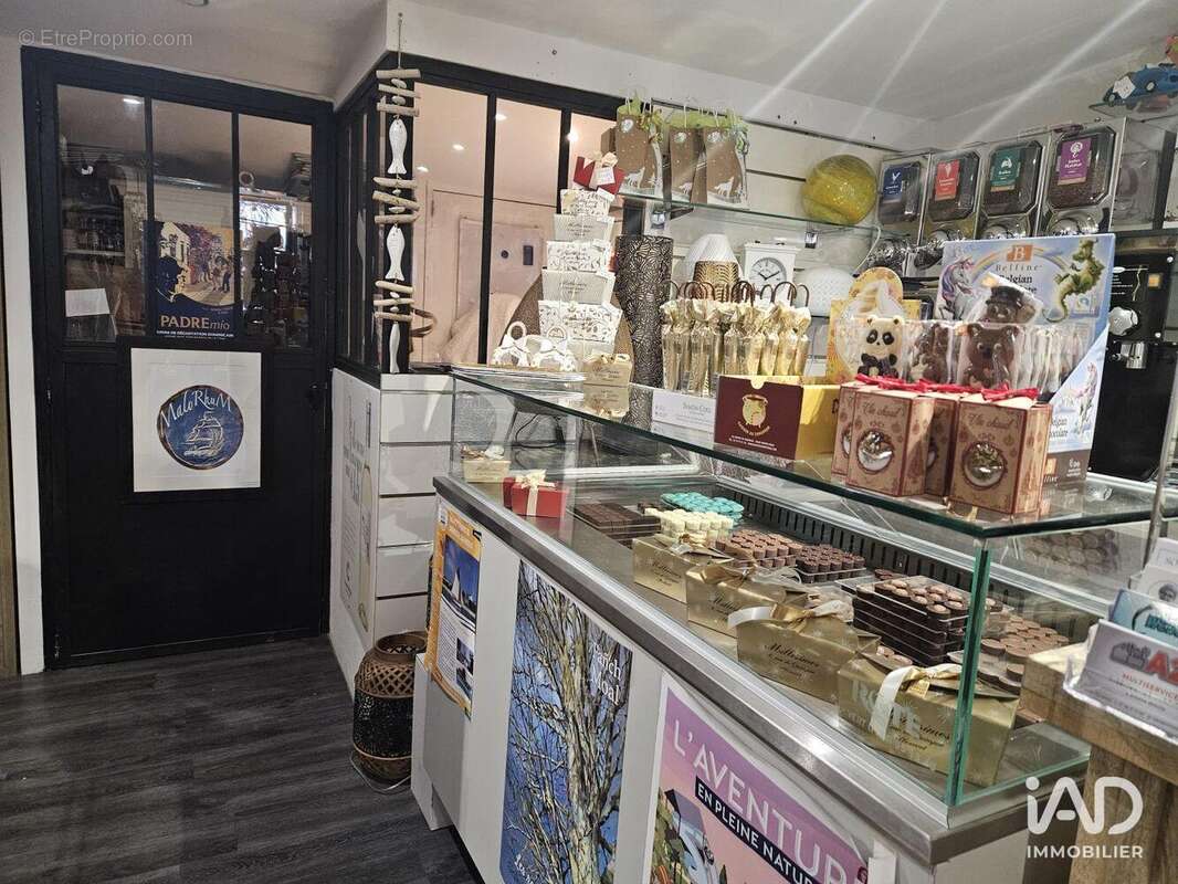 Photo 7 - Commerce à PLOZEVET