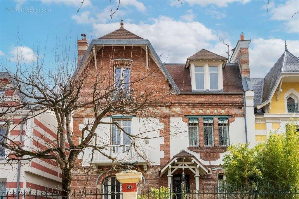 Maison 214 m² à Joinville-Le-Pont  - photo 17