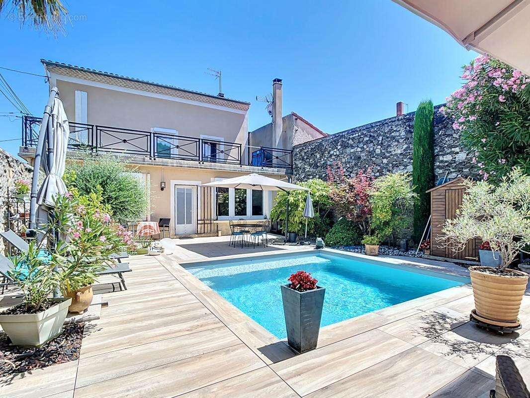 Maison à TOURNON-SUR-RHONE