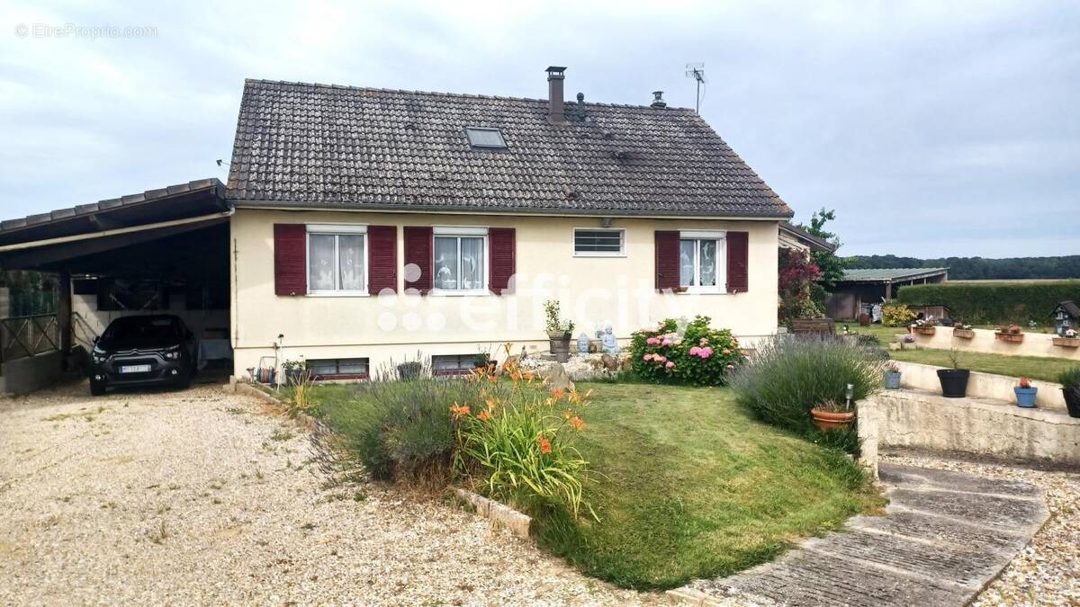Maison à SAINT-CLAIR-SUR-EPTE