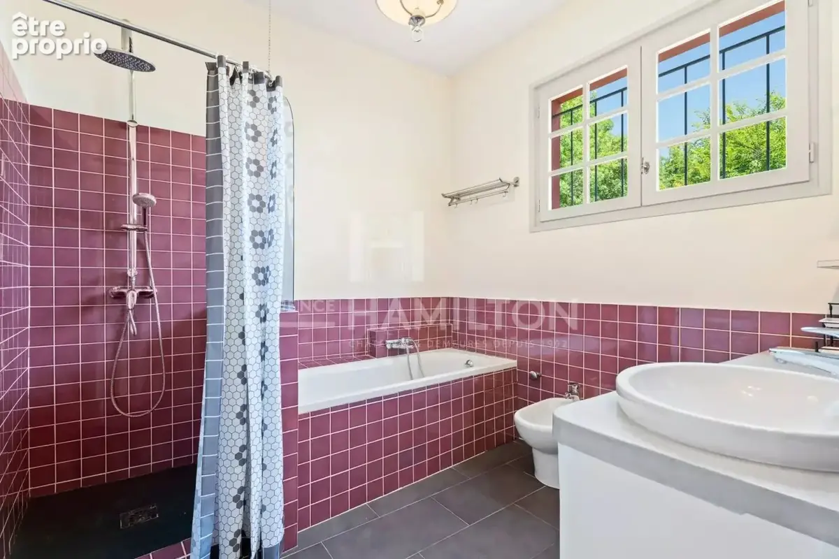 Propriété dException à Biot : Deux Villas Idéales pour Chambres - photo 5