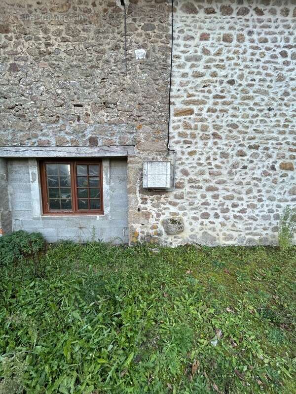 Maison à BESSINES-SUR-GARTEMPE