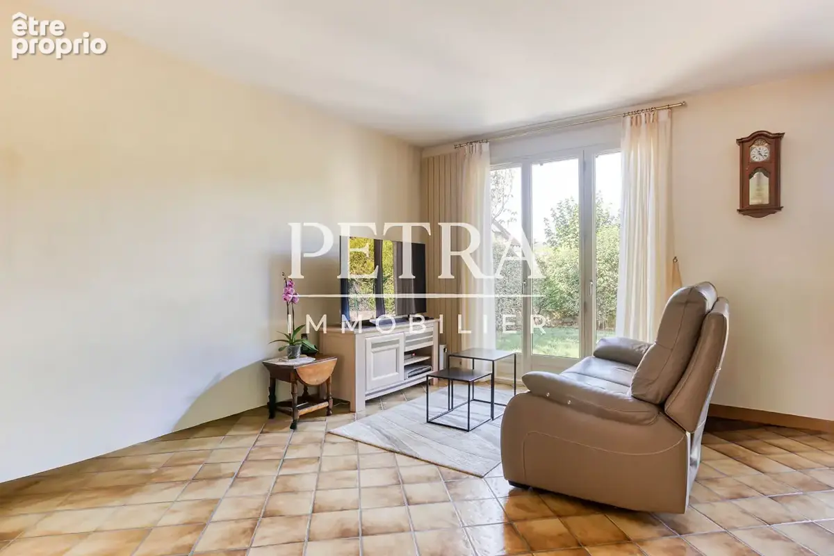 MAISON 125 m² avec terrain 349m² - photo 6