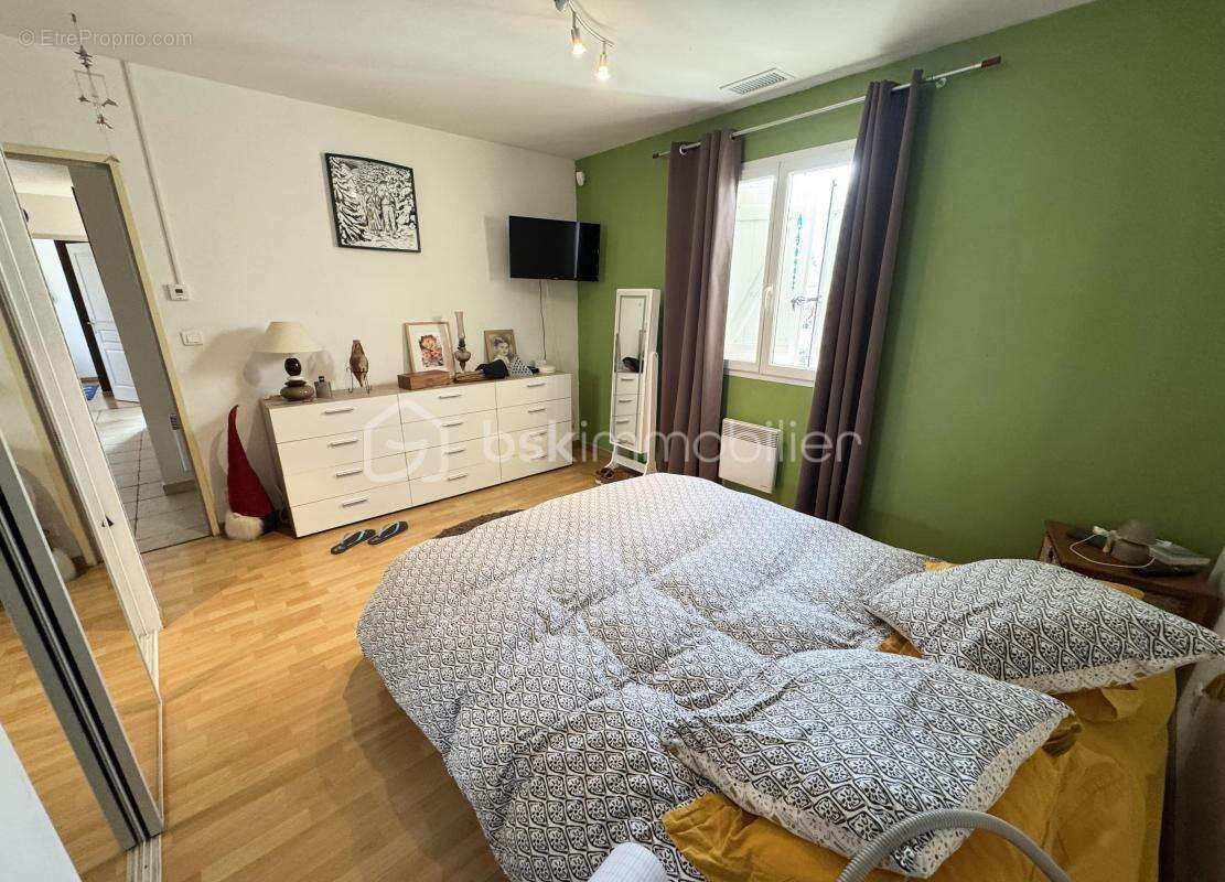 Maison à VILLENEUVE-LES-BEZIERS