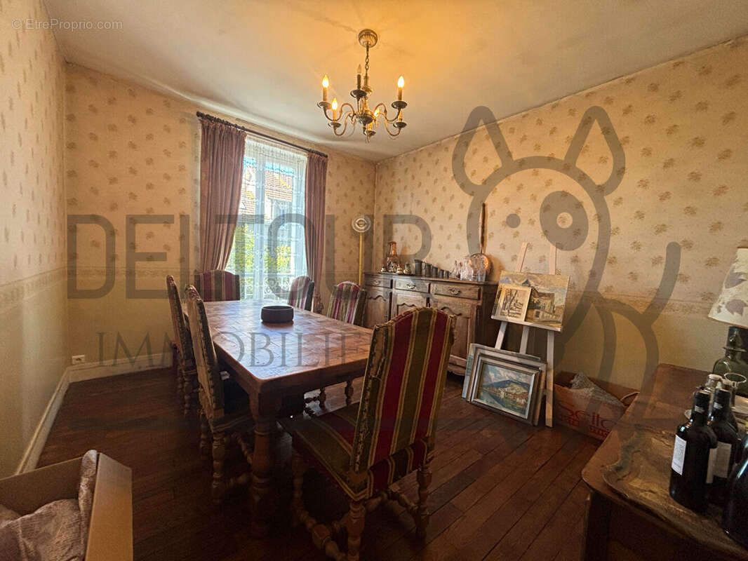 Maison à COULOMMIERS