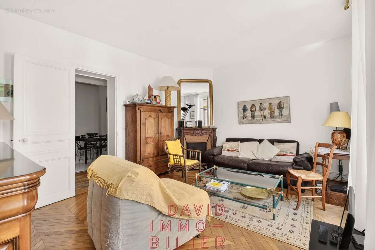 Appartement à PARIS-11E