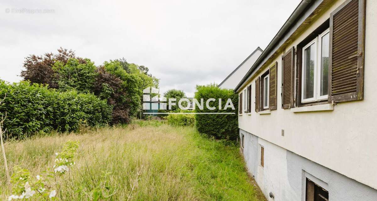 Maison à CHARTRES-DE-BRETAGNE