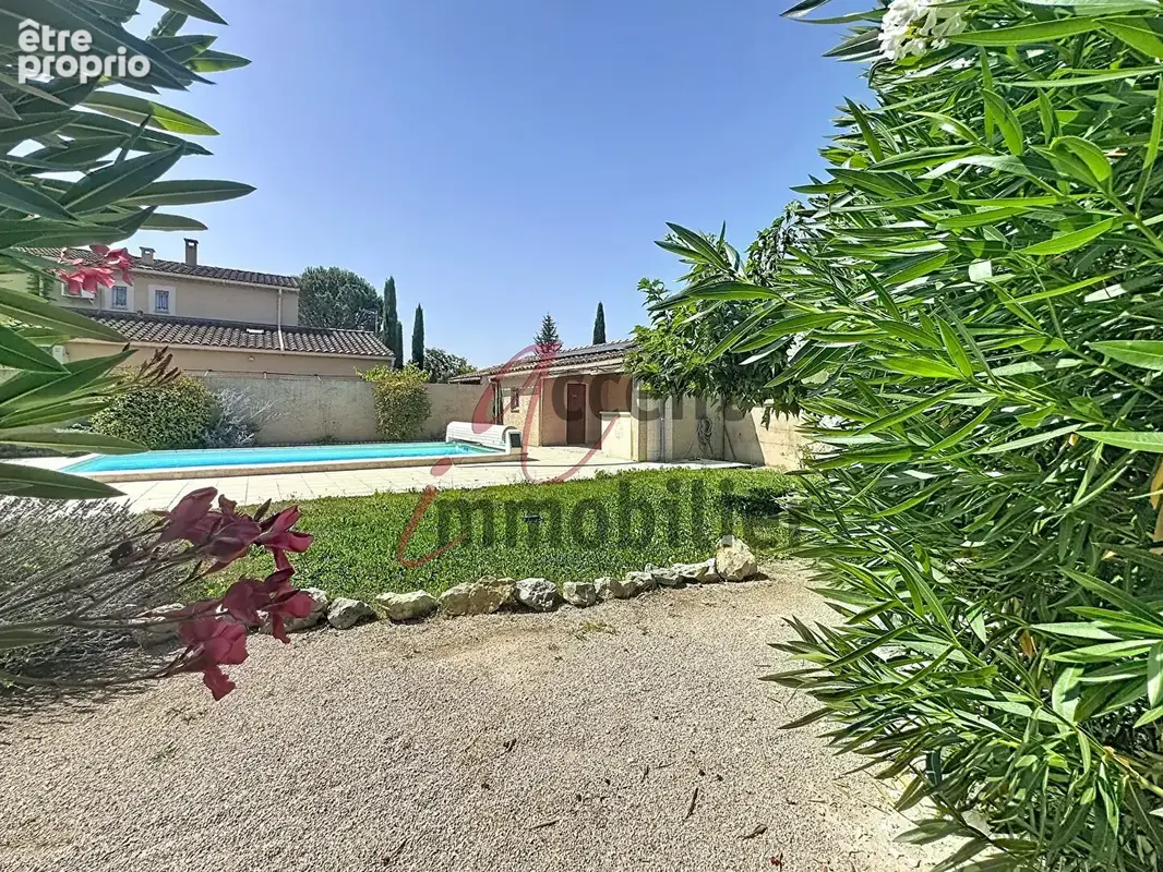 Photo Maison à Molleges au prix de 590 000€