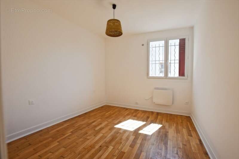 Appartement à FONTENAY-SOUS-BOIS