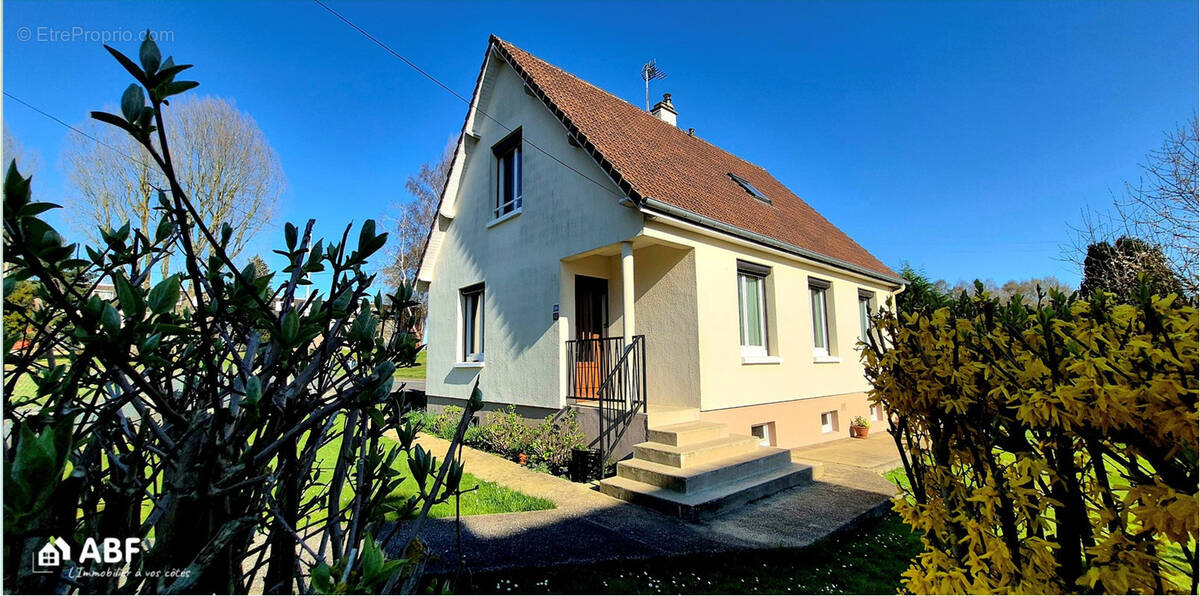 Maison à SAINT-NICOLAS-D'ALIERMONT