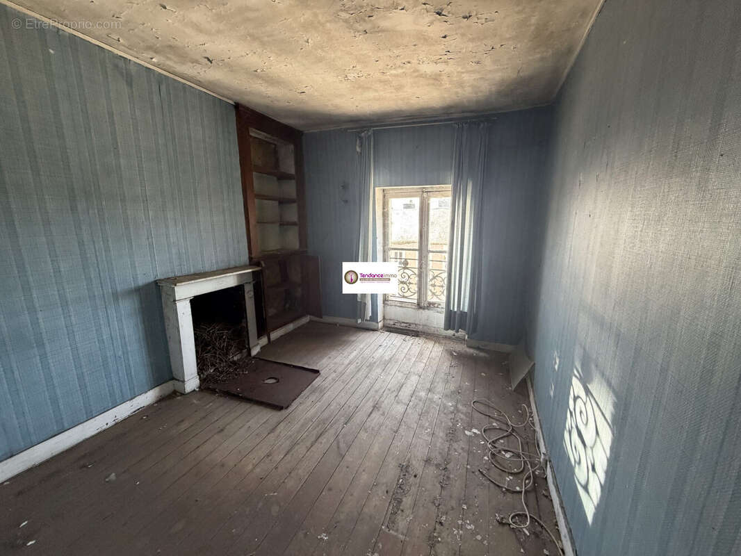 Appartement 931 m² à Courtomer  - photo 9