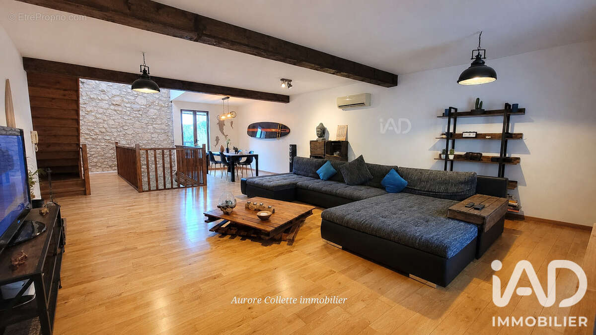 Maison 115 m² à Salles-D'aude  - photo 3