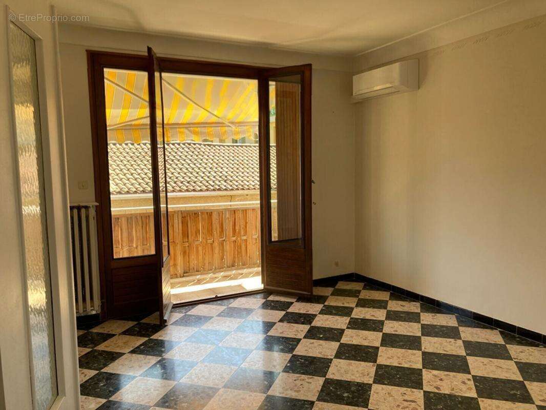 Appartement Avignon 3 pièce(s), 2 chambres, balcon, garage, cellier - photo 3