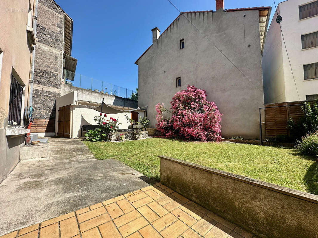 Maison à CLERMONT-FERRAND