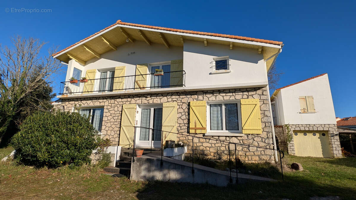 Maison à SAINT-PALAIS-SUR-MER