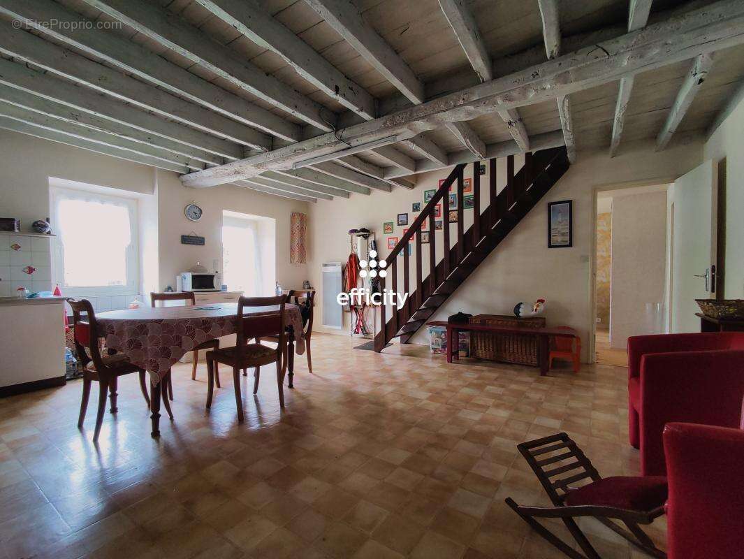 Maison à SIXT-SUR-AFF