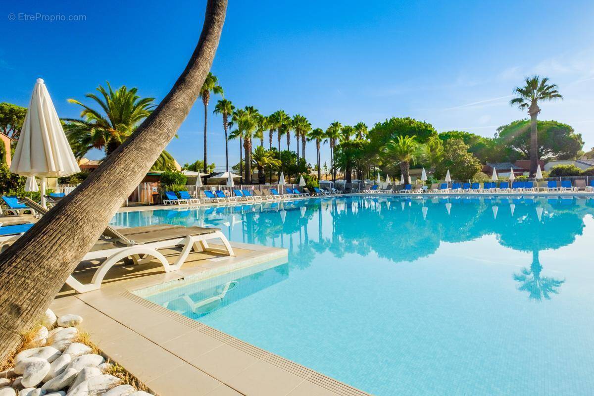 Appartement à MANDELIEU-LA-NAPOULE