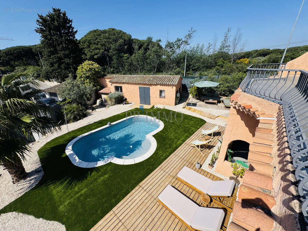 Maison à FREJUS