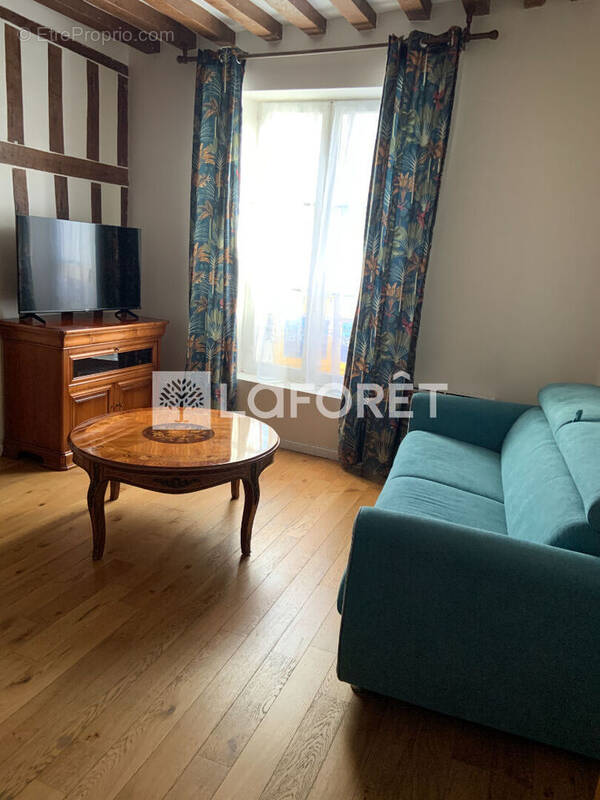 Appartement à COMPIEGNE
