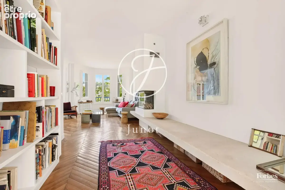 Ville-d'Avray - CÔTE D'ARGENT - Maison de 171 m² - Terrain de 370 m² - photo 6