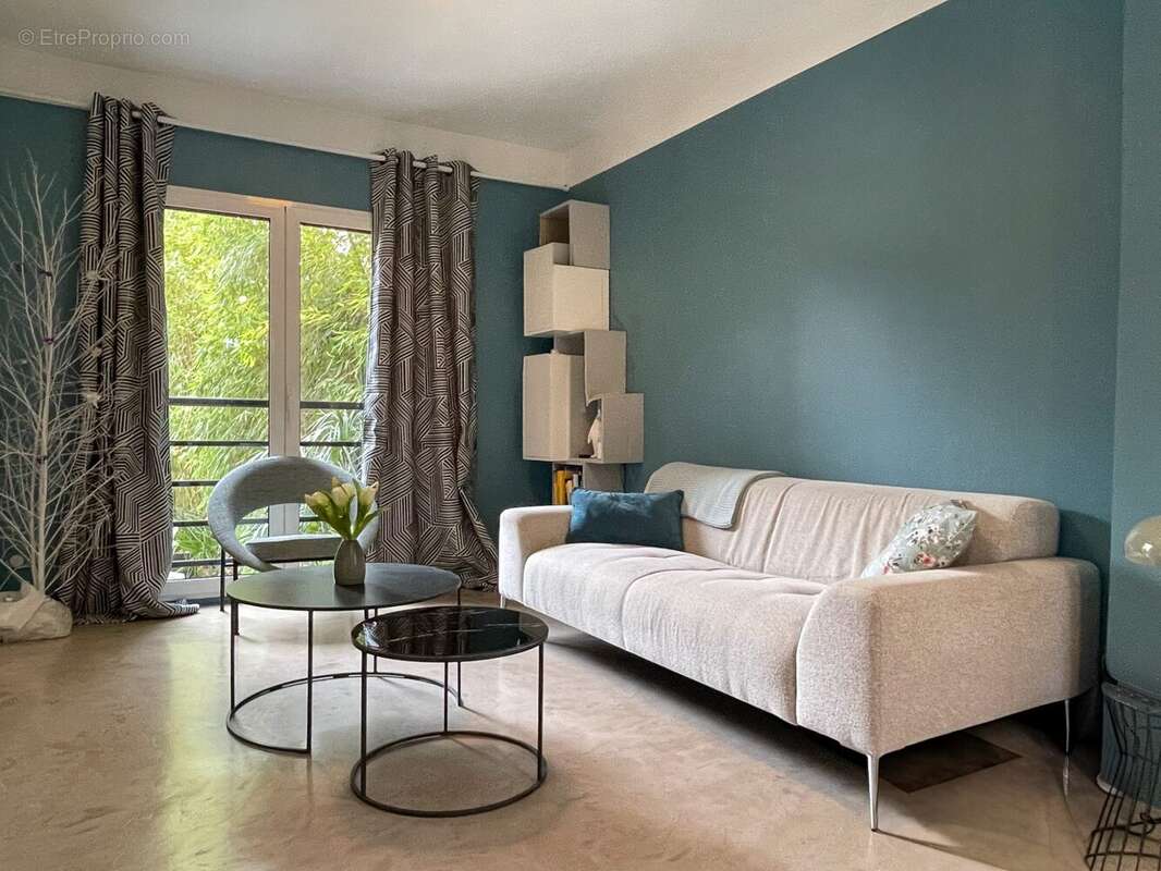 Maison à VERRIERES-LE-BUISSON