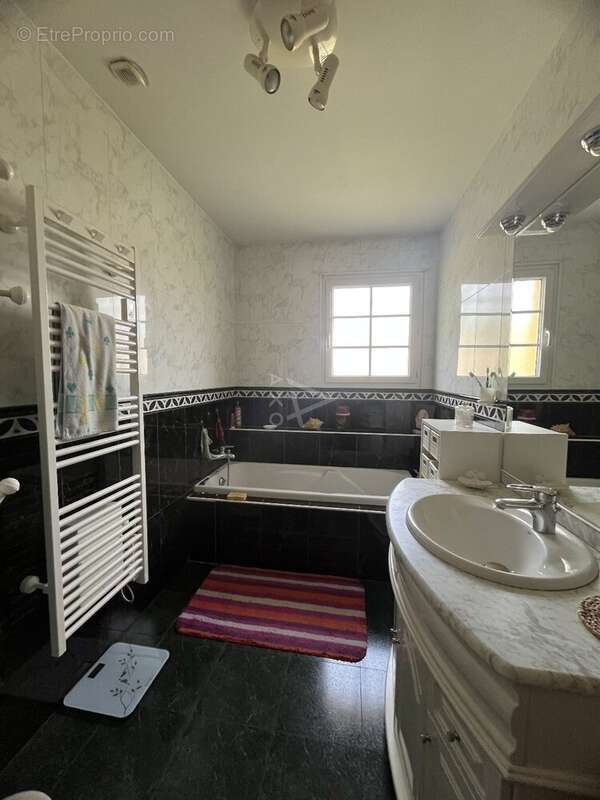 Villa avec piscine de plain pied - photo 21