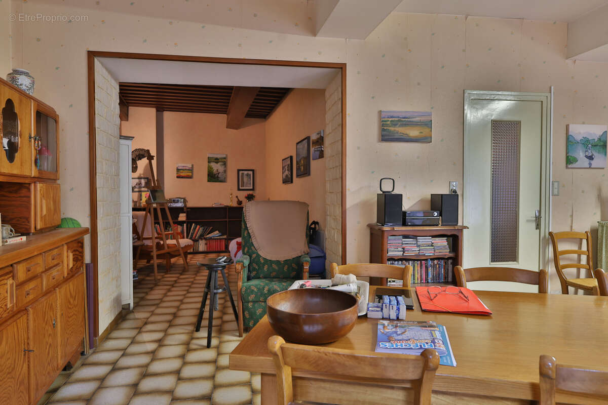 Maison à SAINT-GEORGES-D'ESPERANCHE