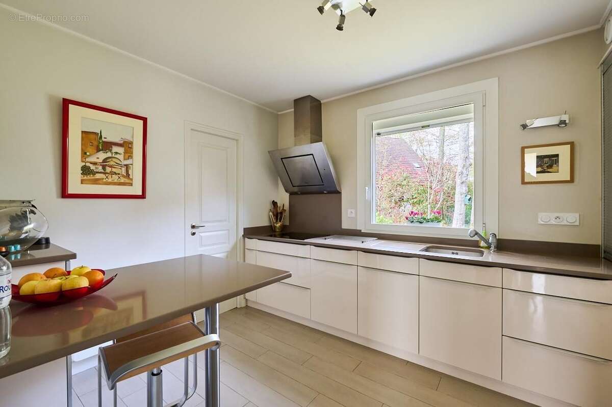 Maison à CHEVIGNY-SAINT-SAUVEUR
