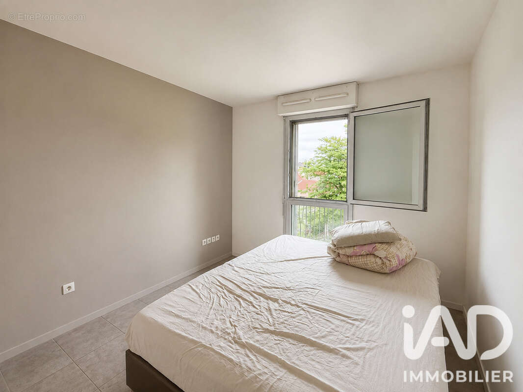 Appartement 18 m² à Pierrefitte-Sur-Seine  - photo 2