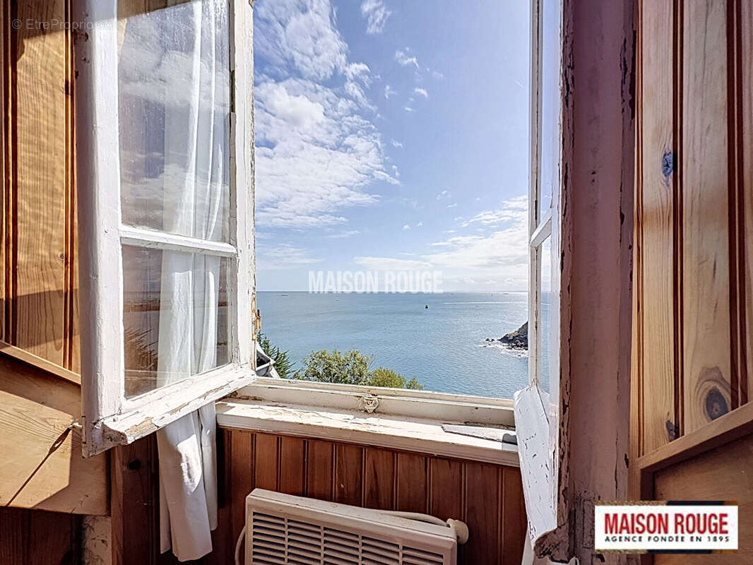Maison de caractère vue mer exceptionnelle à Saint-Quay-Portrieux , 6 chambres, jardin paysager et fort potentiel - photo 27